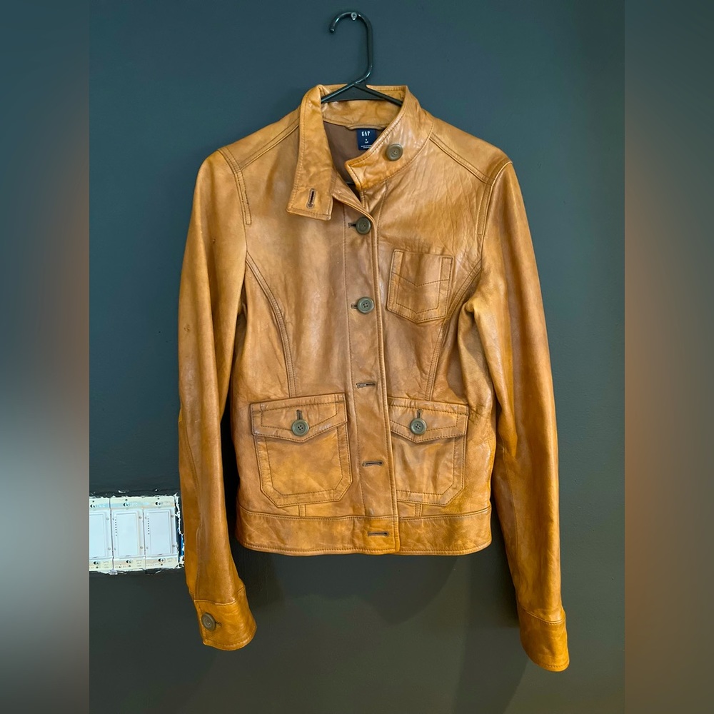 Beautiful Brown Leather GAP Jacket